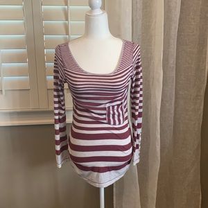 Long sleeve fitted tee